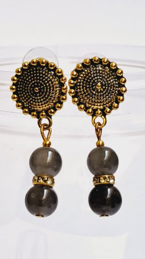 Elegant Black Beaded Dangling Earrings with Golden Accents – EAOX0005