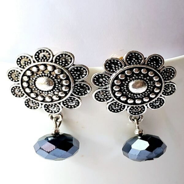 Antique Silver Floral Drop Earrings with glossy black faceted bead drops - EAOX0015