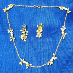 Handcrafted Pearl & Chain Jewelry Set – Elegant & Timeless – JSBE0011