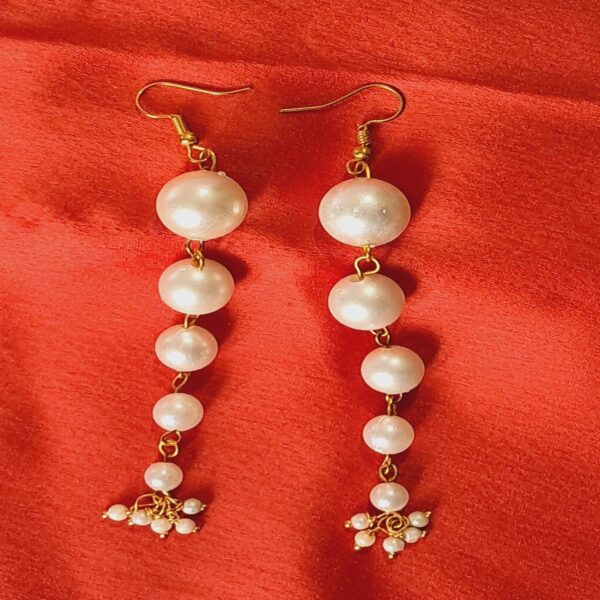 Graceful Pearl Drop Earrings – Classic Elegance - EABE0019