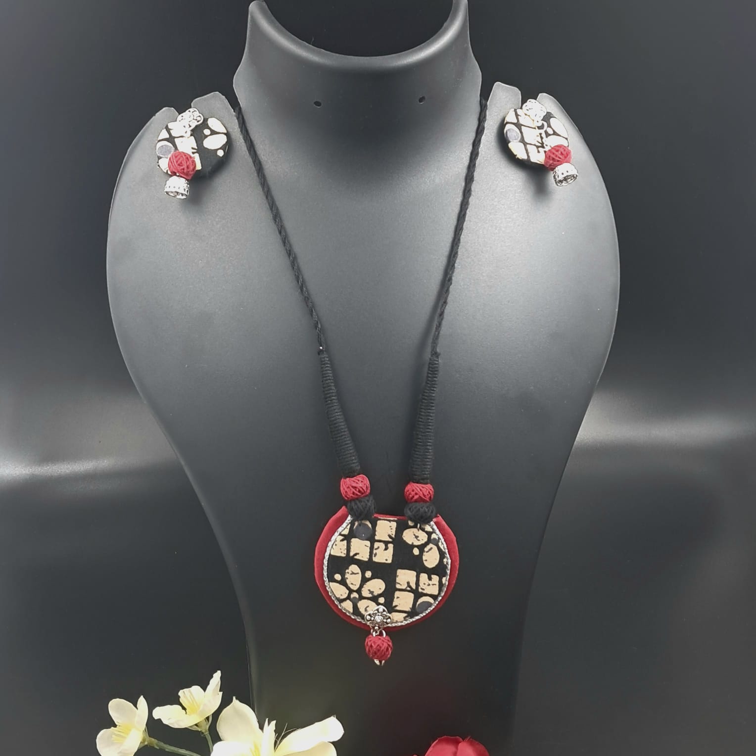 Handcrafted Fabric Pendant Necklace Set with Matching Earrings - JSFA0044 - Image 10