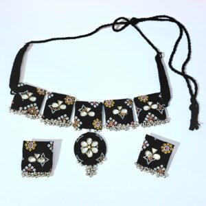Handcrafted Black Fabric Choker Necklace Set with Kundan Stones & Ghungroo Detailing – JSFA0052
