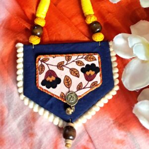 Handmade Fabric Pendant Necklace – NEFA0011